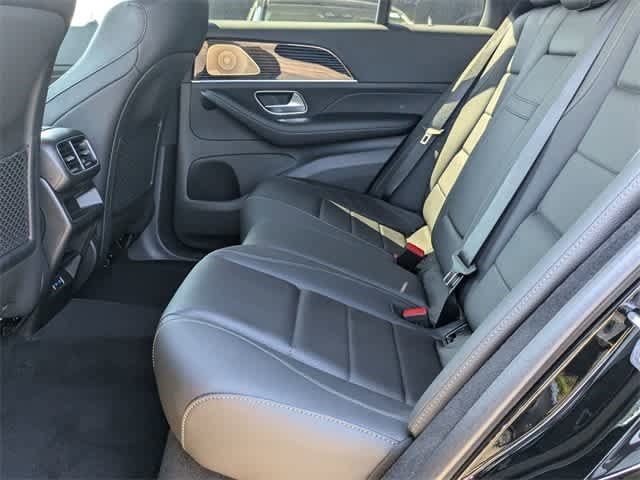 Thumbnail: 2025 Mercedes-Benz GLE - 10