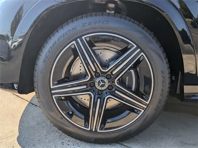 Thumbnail: 2025 Mercedes-Benz GLE - 7