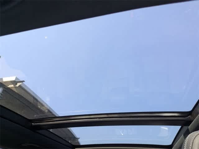 Thumbnail: 2025 Mercedes-Benz GLE - 27