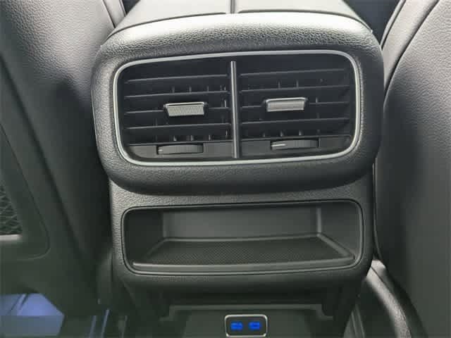 Thumbnail: 2025 Mercedes-Benz GLE - 15