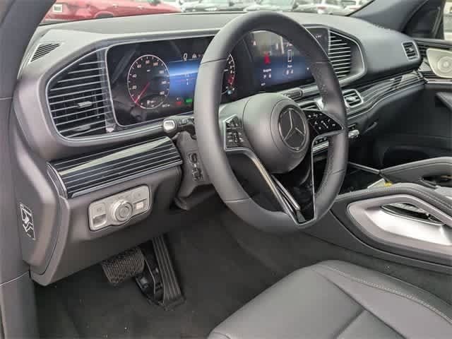 Thumbnail: 2025 Mercedes-Benz GLE - 2