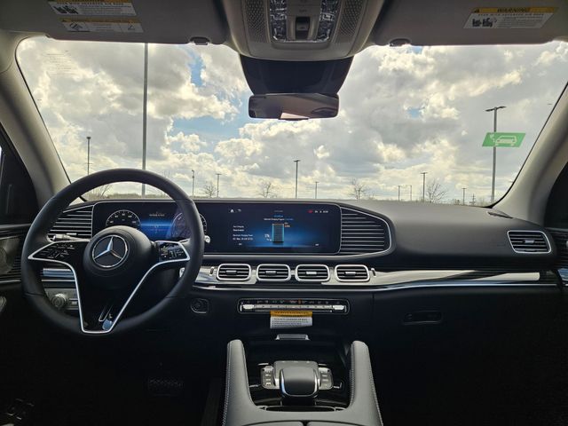 Thumbnail: 2026 Mercedes-Benz GLE - 10