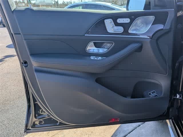 Thumbnail: 2025 Mercedes-Benz GLE - 19