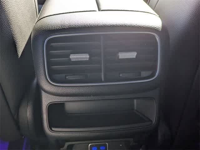 Thumbnail: 2025 Mercedes-Benz GLE - 16