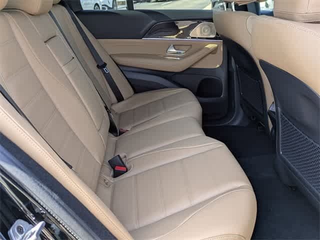 Thumbnail: 2025 Mercedes-Benz GLE - 17