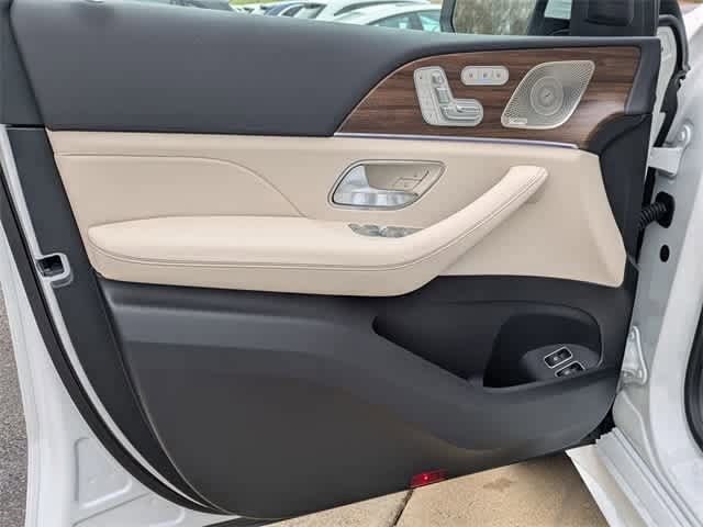 Thumbnail: 2025 Mercedes-Benz GLE - 18