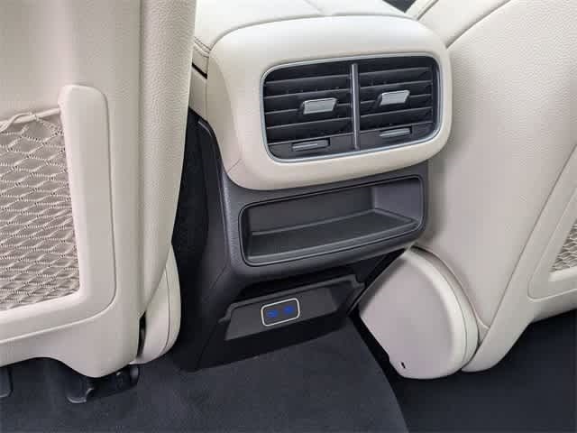 Thumbnail: 2025 Mercedes-Benz GLE - 14