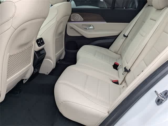 Thumbnail: 2025 Mercedes-Benz GLE - 10