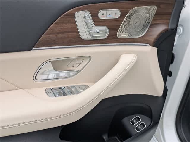 Thumbnail: 2025 Mercedes-Benz GLE - 19