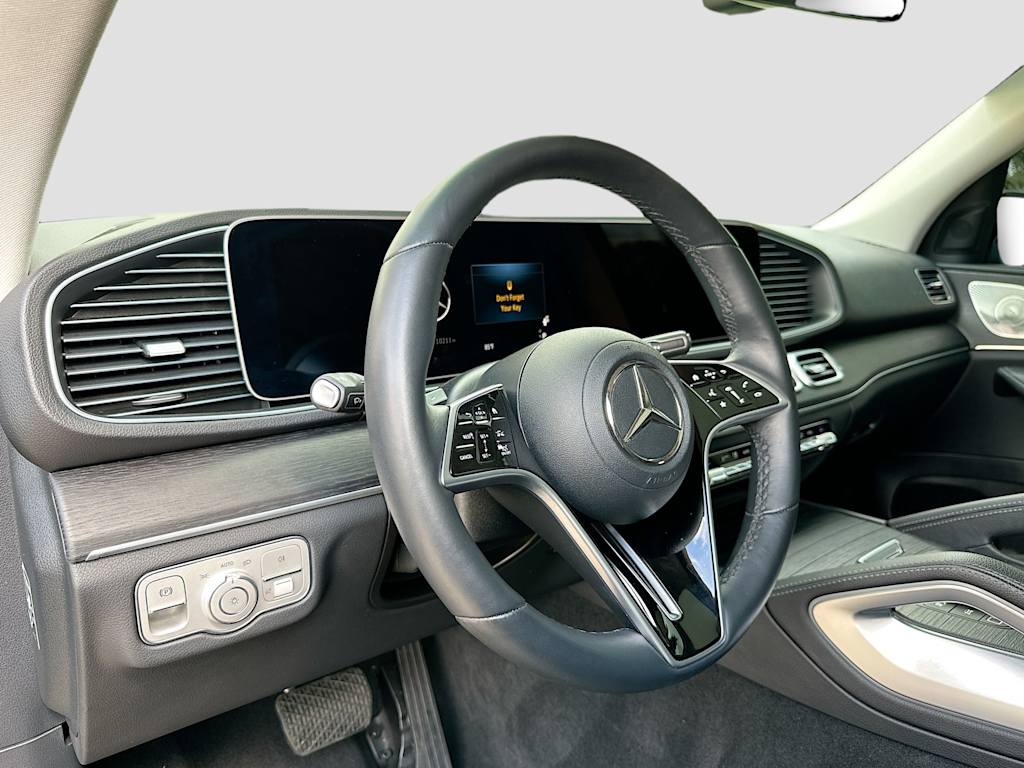 Thumbnail: 2025 Mercedes-Benz GLE - 2