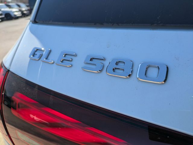 Thumbnail: 2026 Mercedes-Benz GLE - 7