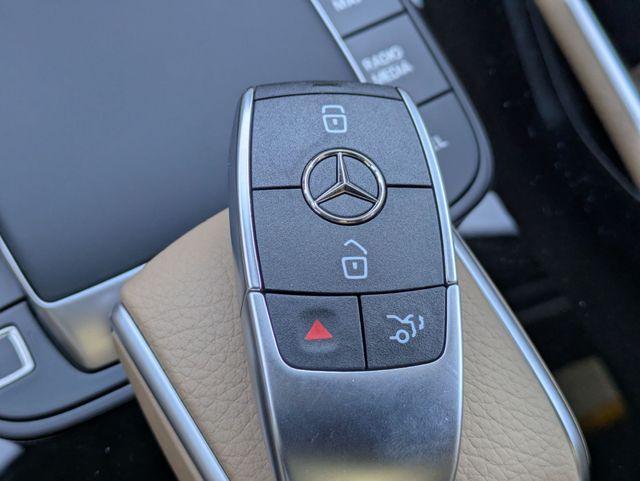 Thumbnail: 2026 Mercedes-Benz GLE - 35