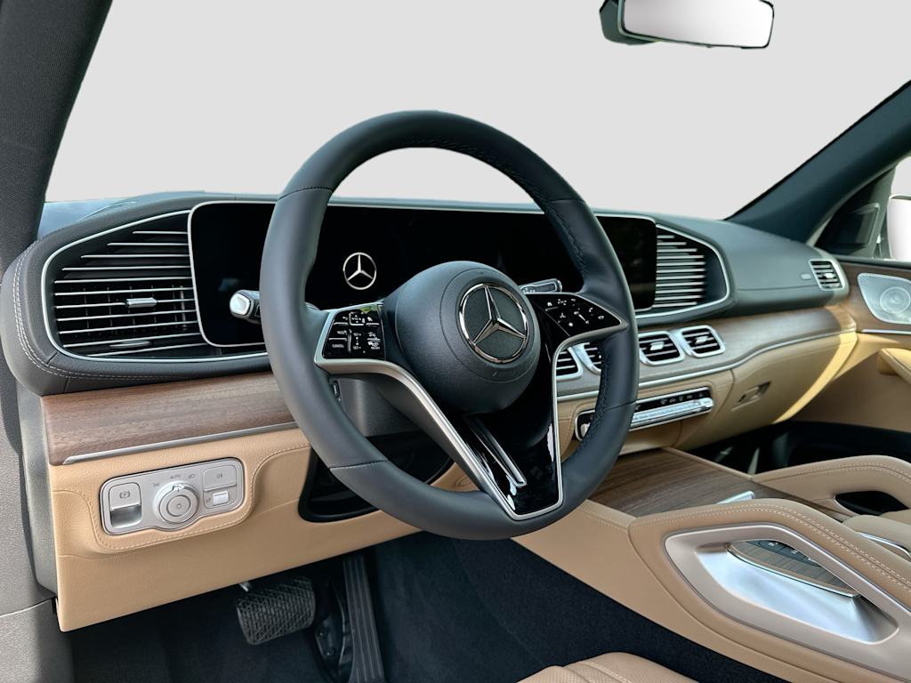 Thumbnail: 2026 Mercedes-Benz GLE - 2