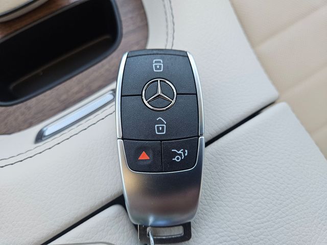 Thumbnail: 2026 Mercedes-Benz GLE - 36