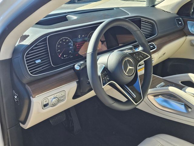 Thumbnail: 2026 Mercedes-Benz GLE - 2