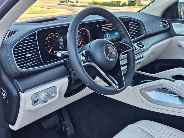 Thumbnail: 2026 Mercedes-Benz GLE - 2
