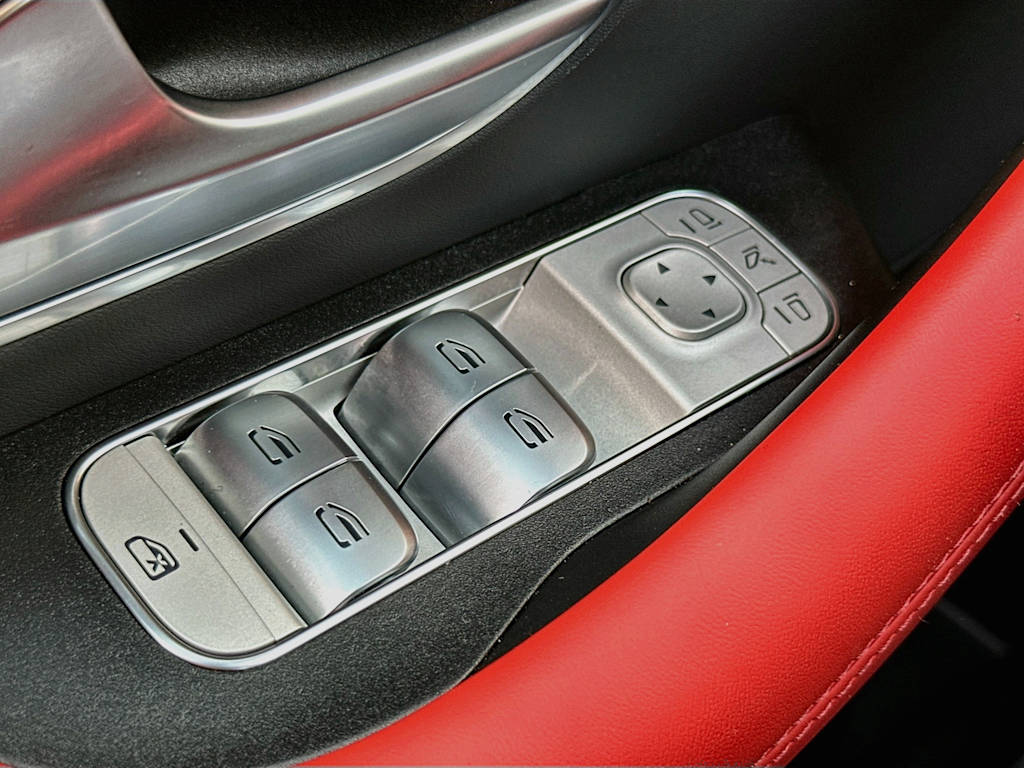 Thumbnail: 2026 Mercedes-Benz GLE - 28