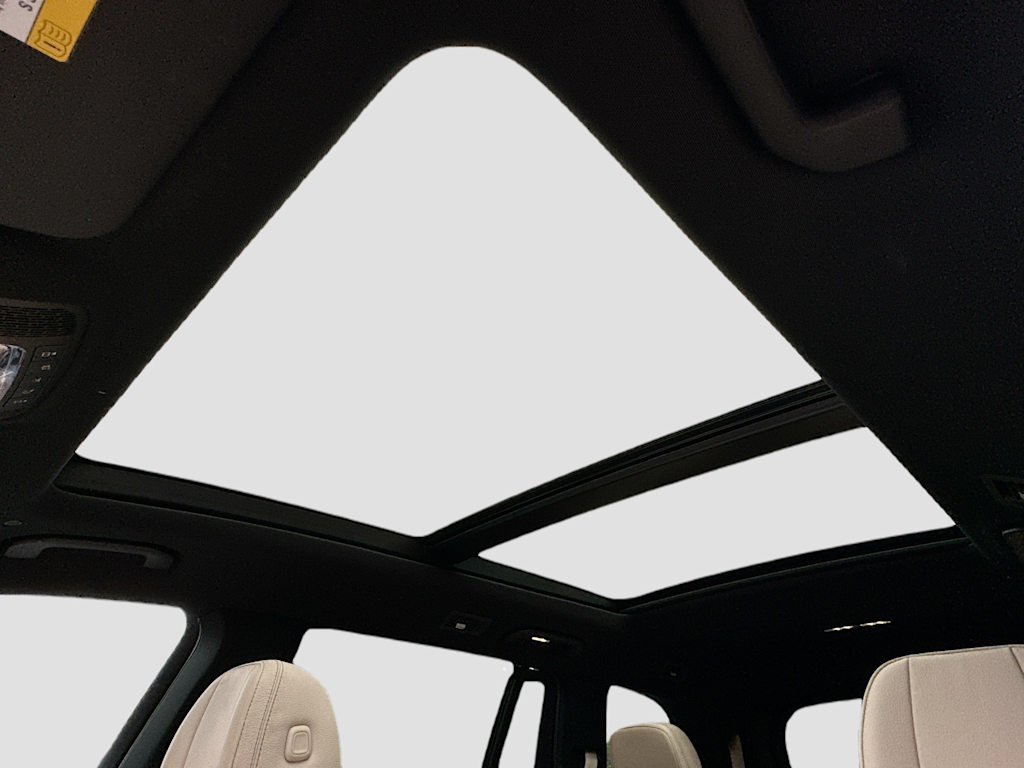 Thumbnail: 2023 Mercedes-Benz GLS - 31