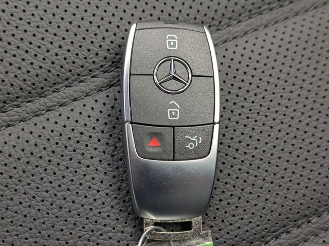 Thumbnail: 2026 Mercedes-Benz GLS - 18