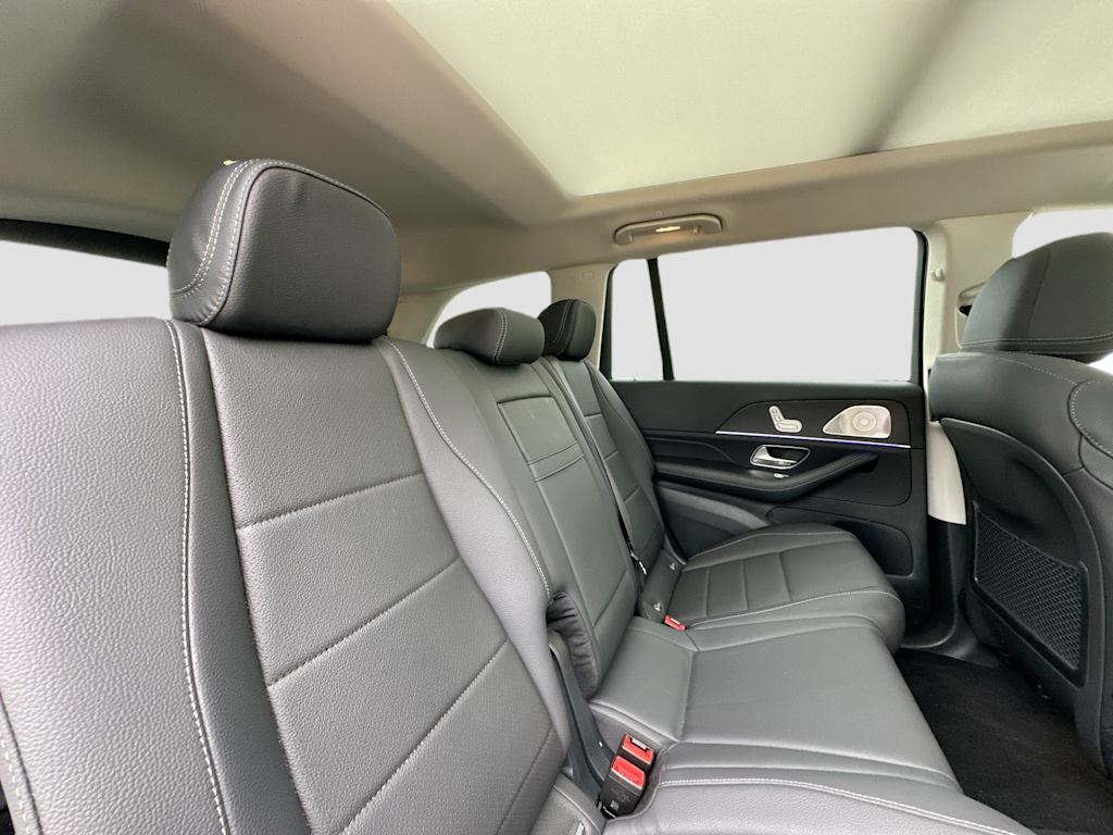 Thumbnail: 2026 Mercedes-Benz GLS - 34