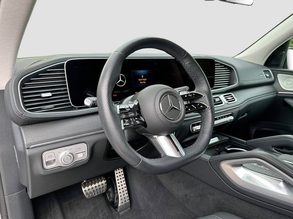 Thumbnail: 2026 Mercedes-Benz GLS - 2