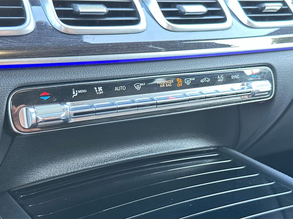 Thumbnail: 2022 Mercedes-Benz GLS - 24