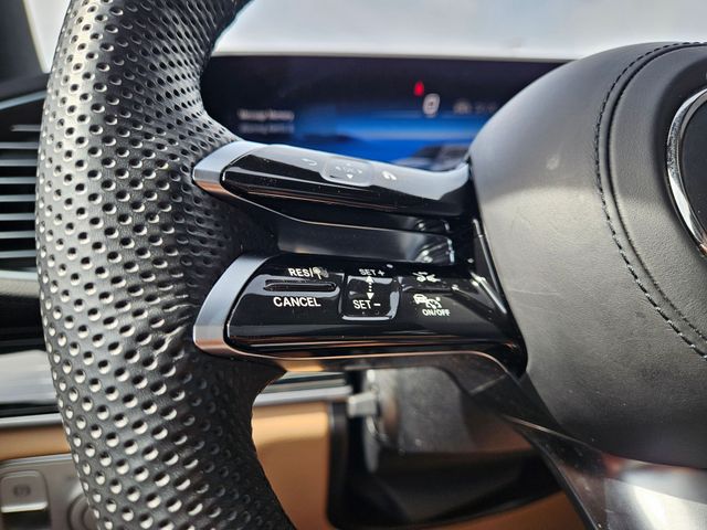 Thumbnail: 2024 Mercedes-Benz GLS - 29