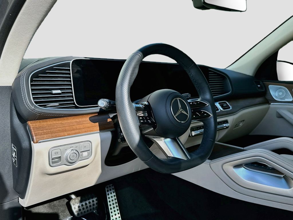 Thumbnail: 2025 Mercedes-Benz GLS - 2