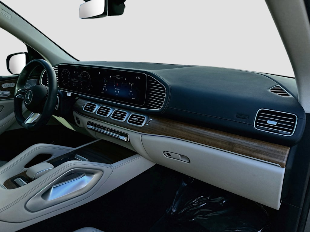 Thumbnail: 2025 Mercedes-Benz GLS - 34