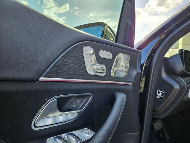 Thumbnail: 2025 Mercedes-Benz GLS - 23