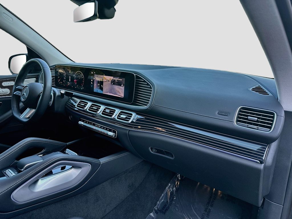 Thumbnail: 2026 Mercedes-Benz GLS - 35