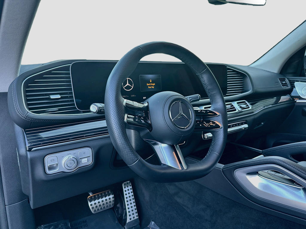 Thumbnail: 2026 Mercedes-Benz GLS - 2