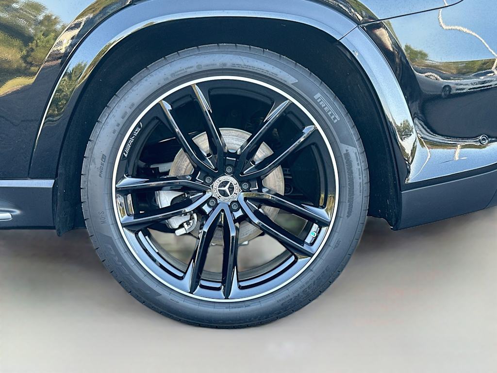 Thumbnail: 2026 Mercedes-Benz GLS - 8