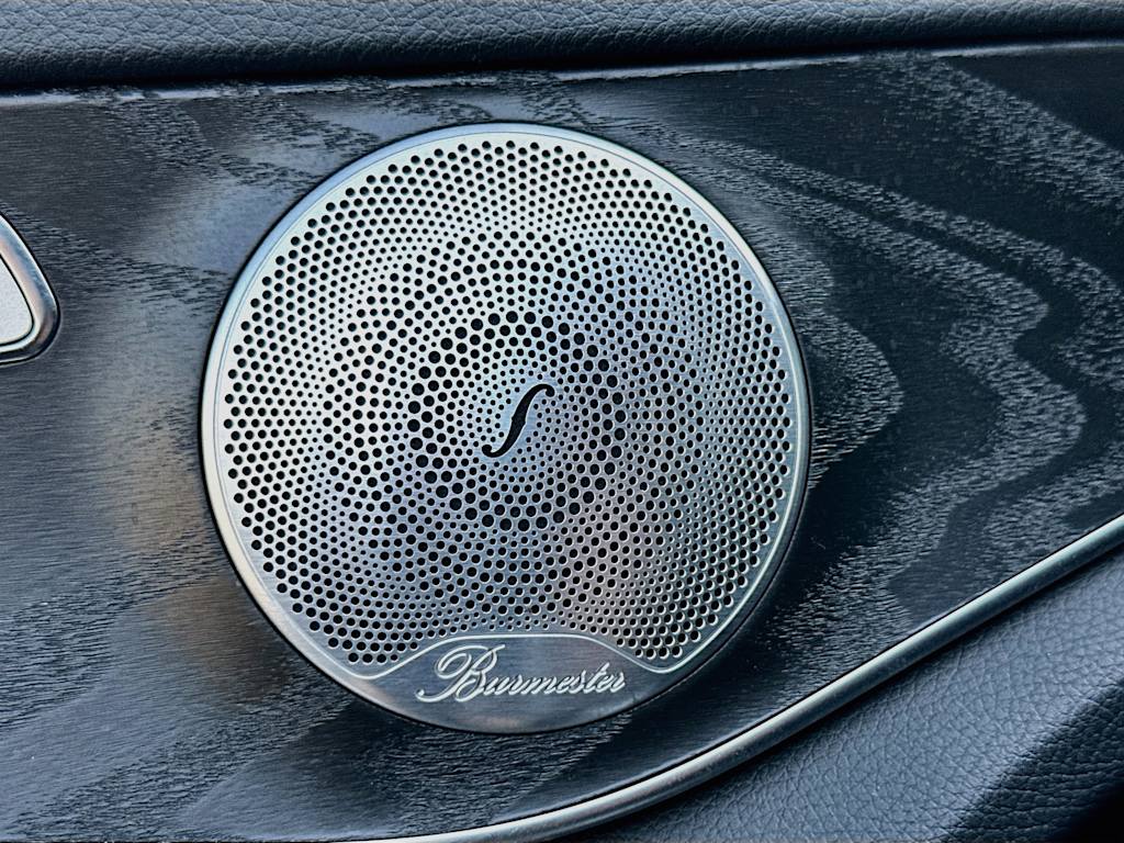 Thumbnail: 2016 Mercedes-Benz C-Class - 7