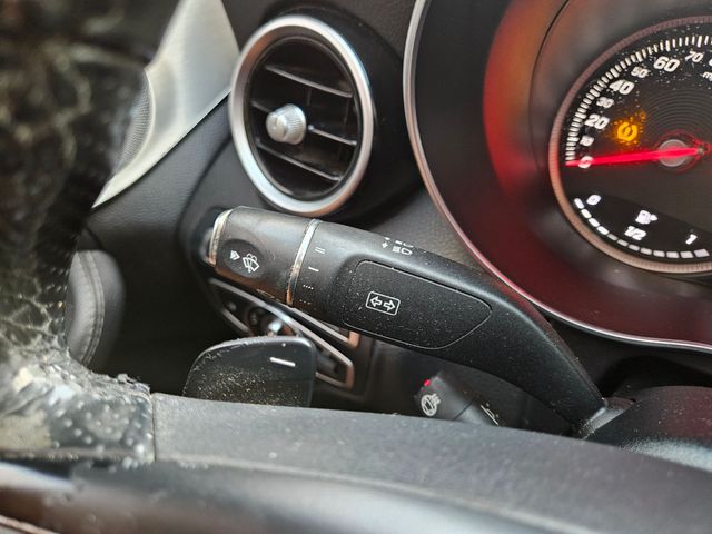 Thumbnail: 2016 Mercedes-Benz C-Class - 13