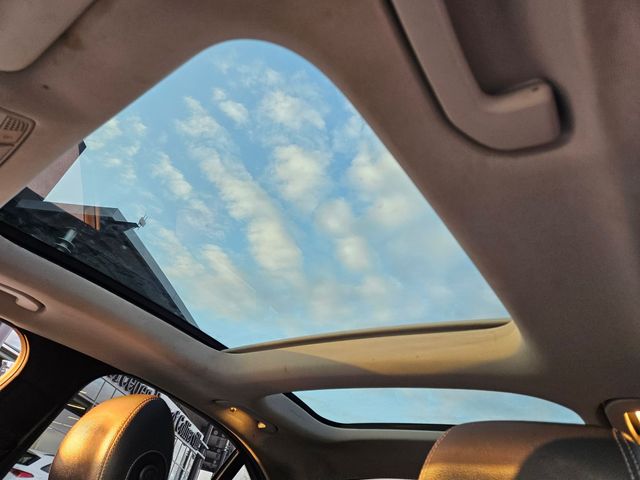 Thumbnail: 2016 Mercedes-Benz C-Class - 21