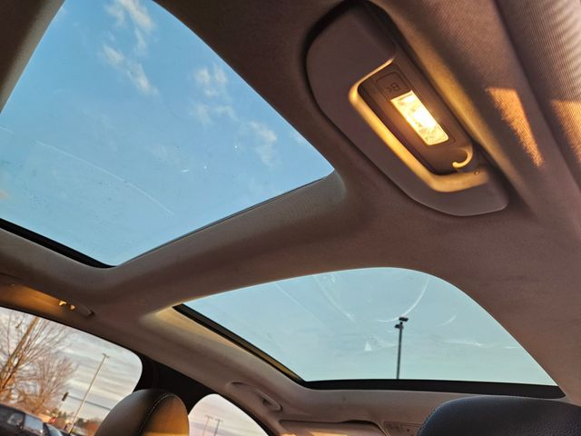 Thumbnail: 2016 Mercedes-Benz C-Class - 25