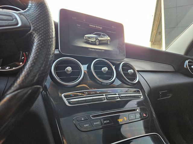 Thumbnail: 2016 Mercedes-Benz C-Class - 12