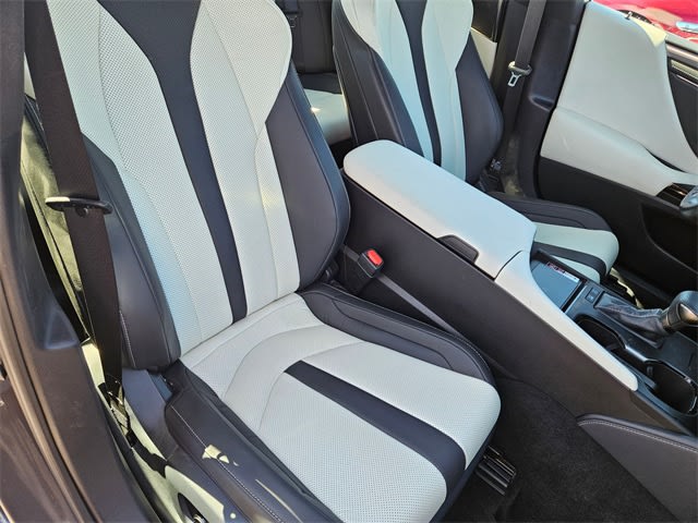 Thumbnail: 2024 Lexus ES - 28