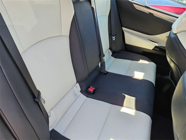 Thumbnail: 2024 Lexus ES - 12