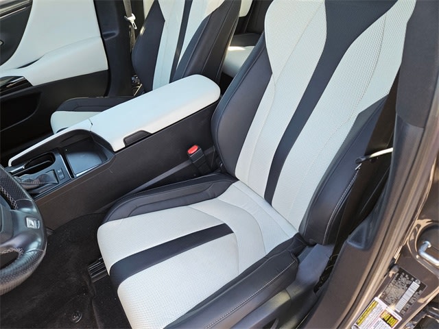 Thumbnail: 2024 Lexus ES - 11