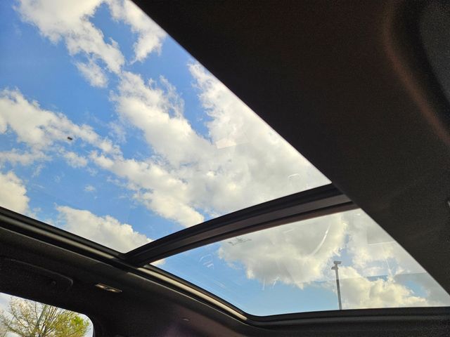 Thumbnail: 2022 Lincoln Aviator - 25