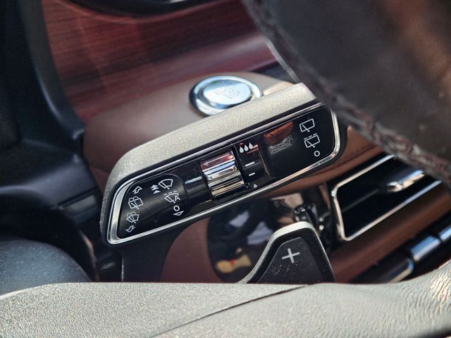 Thumbnail: 2022 Lincoln Aviator - 30