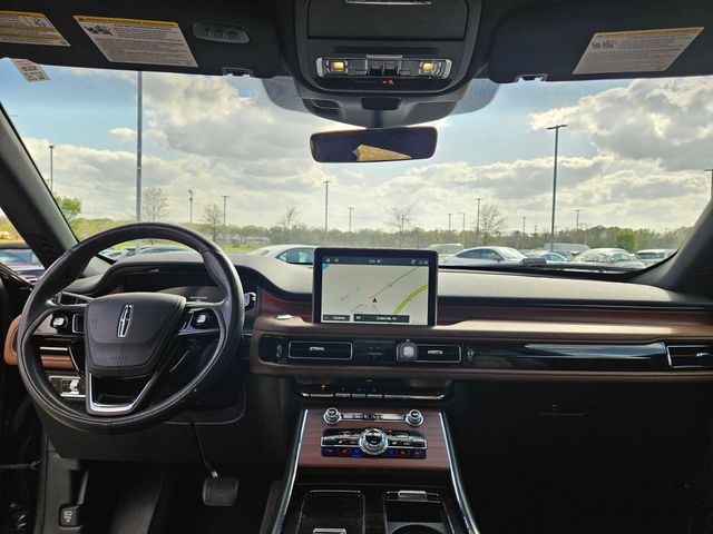 Thumbnail: 2022 Lincoln Aviator - 8