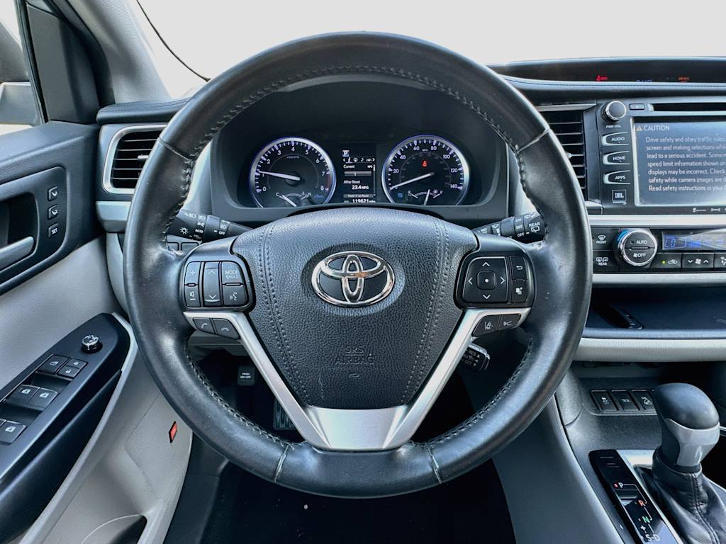 Thumbnail: 2019 Toyota Highlander - 9