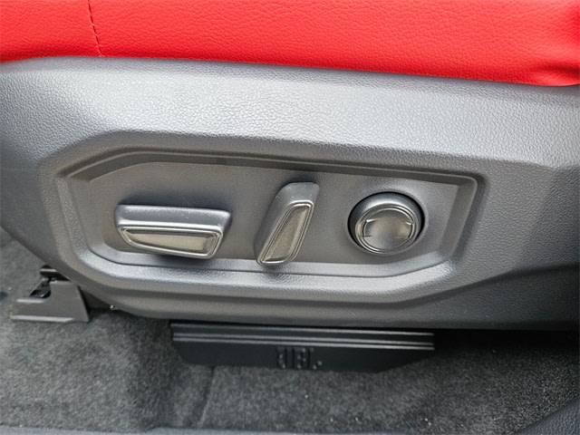 Thumbnail: 2025 Toyota Tundra - 22