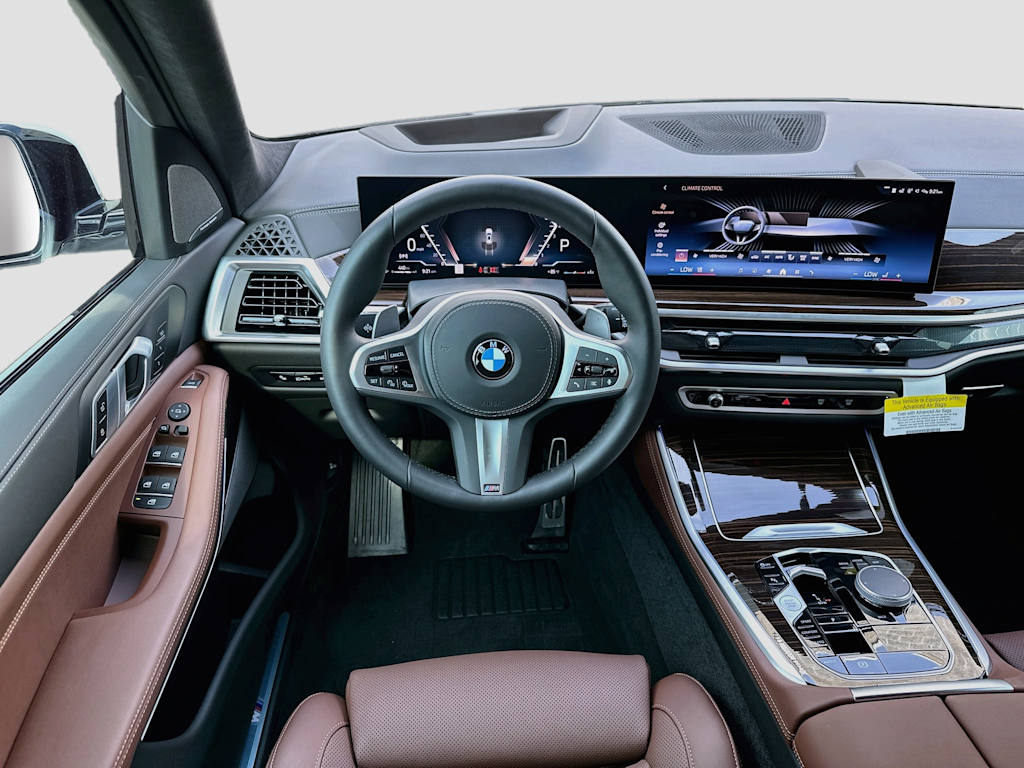 Thumbnail: 2026 BMW X5 - 13