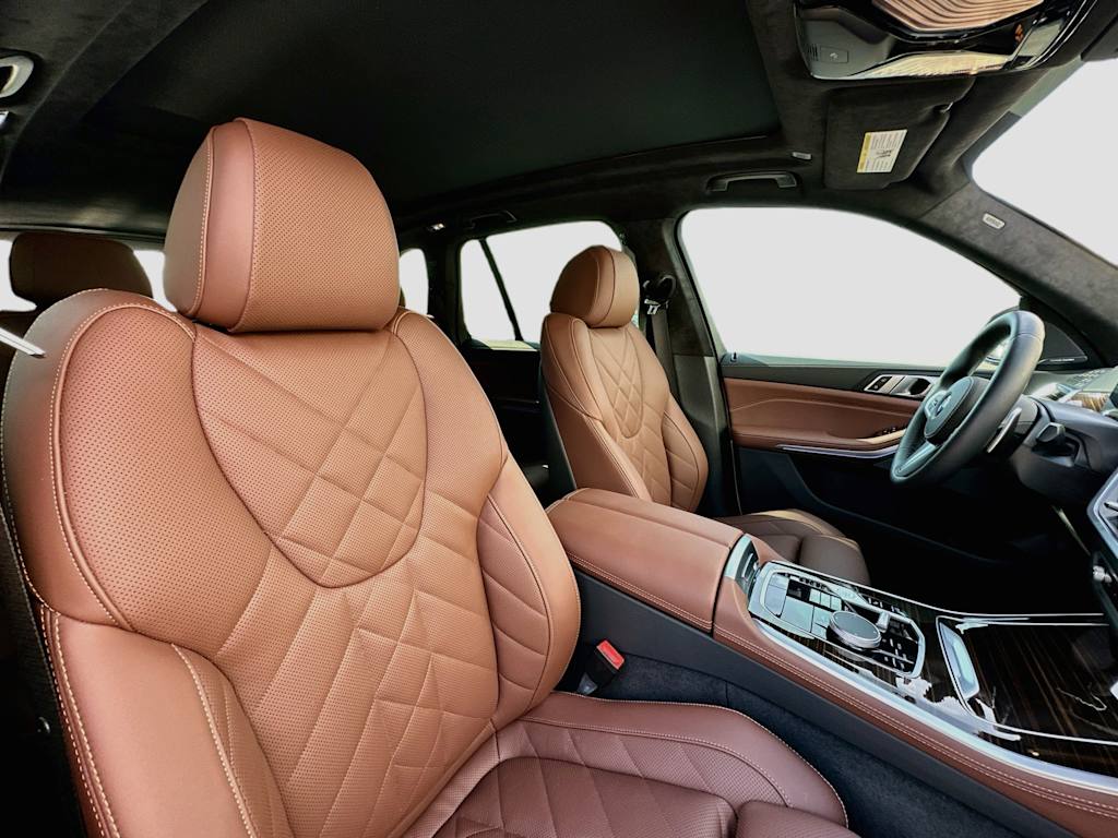Thumbnail: 2026 BMW X5 - 11