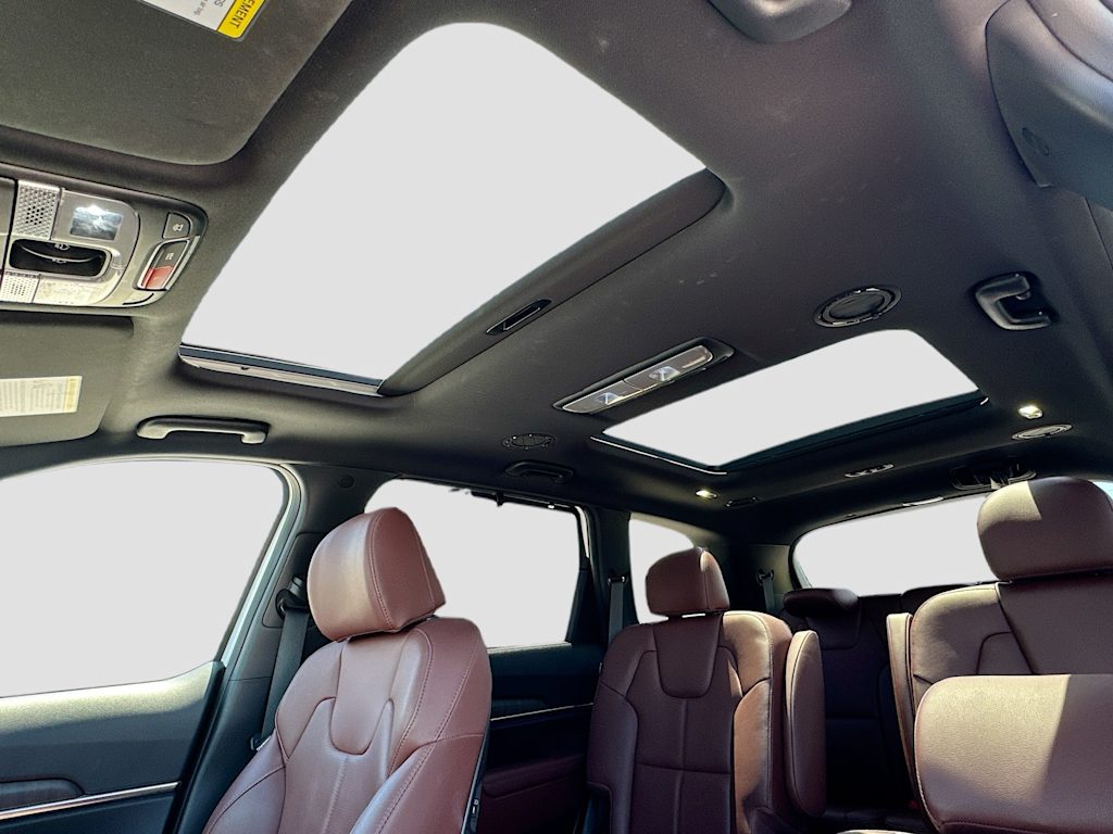 Thumbnail: 2024 Kia Telluride - 30