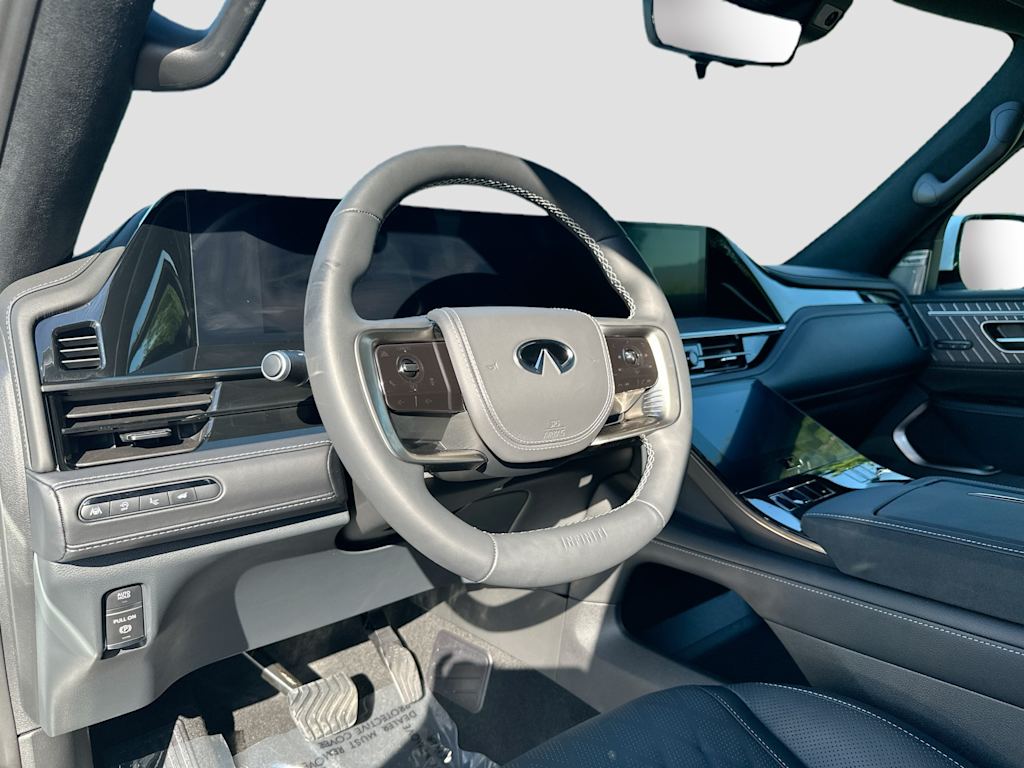 Thumbnail: 2026 INFINITI QX80 - 2